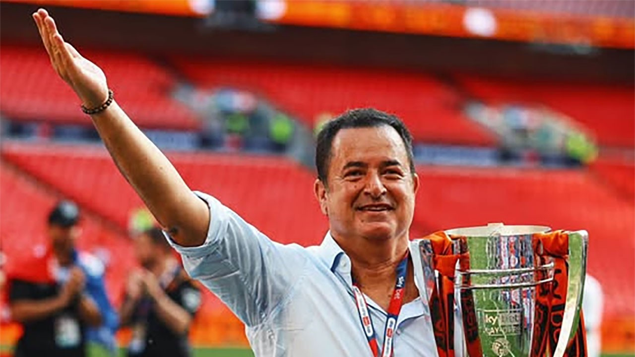 Acun Ilıcalı'dan Hull City'nin Premier Lig'e çıkmasının ardından ilk sözler