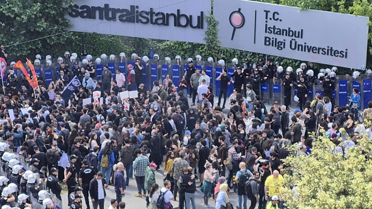 Bilgi Üniversitesi'ndeki protestolara polis müdahalesi