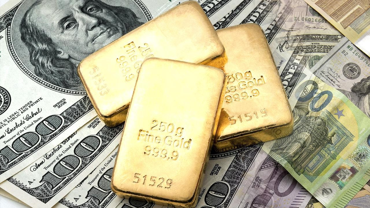 Güçlenen dolar, altını baskıladı: Gözler Trump'ın İran kararında