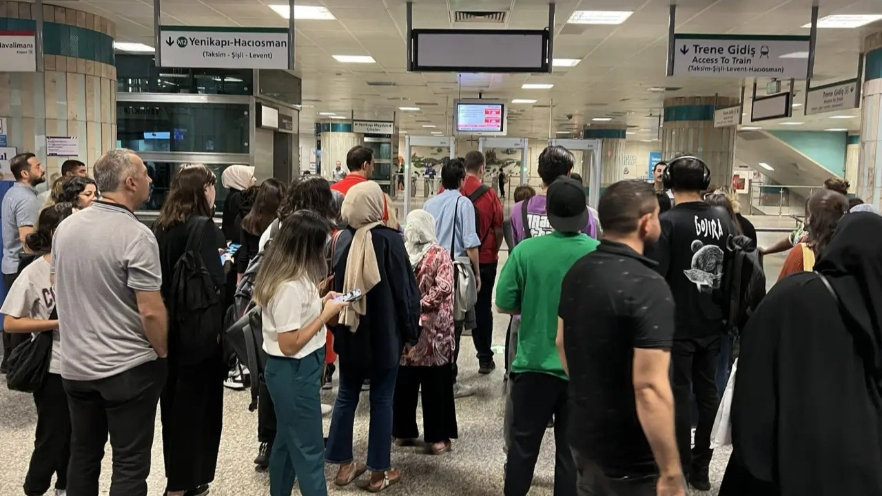 Şişli-Mecidiyeköy metrosunda intihar girişimi