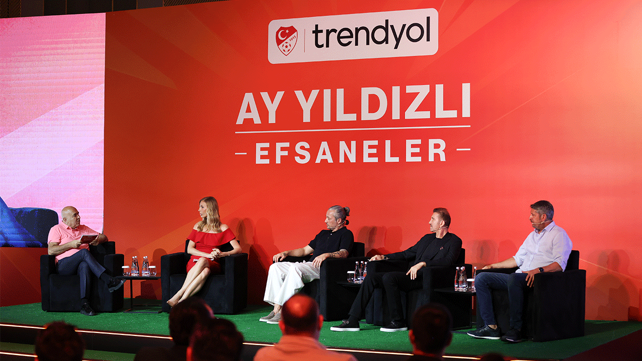 2002 Dünya Kupası efsanelerinden 2026 A Milli Futbol Takımına mesaj: Tarih yazma fırsatınız var