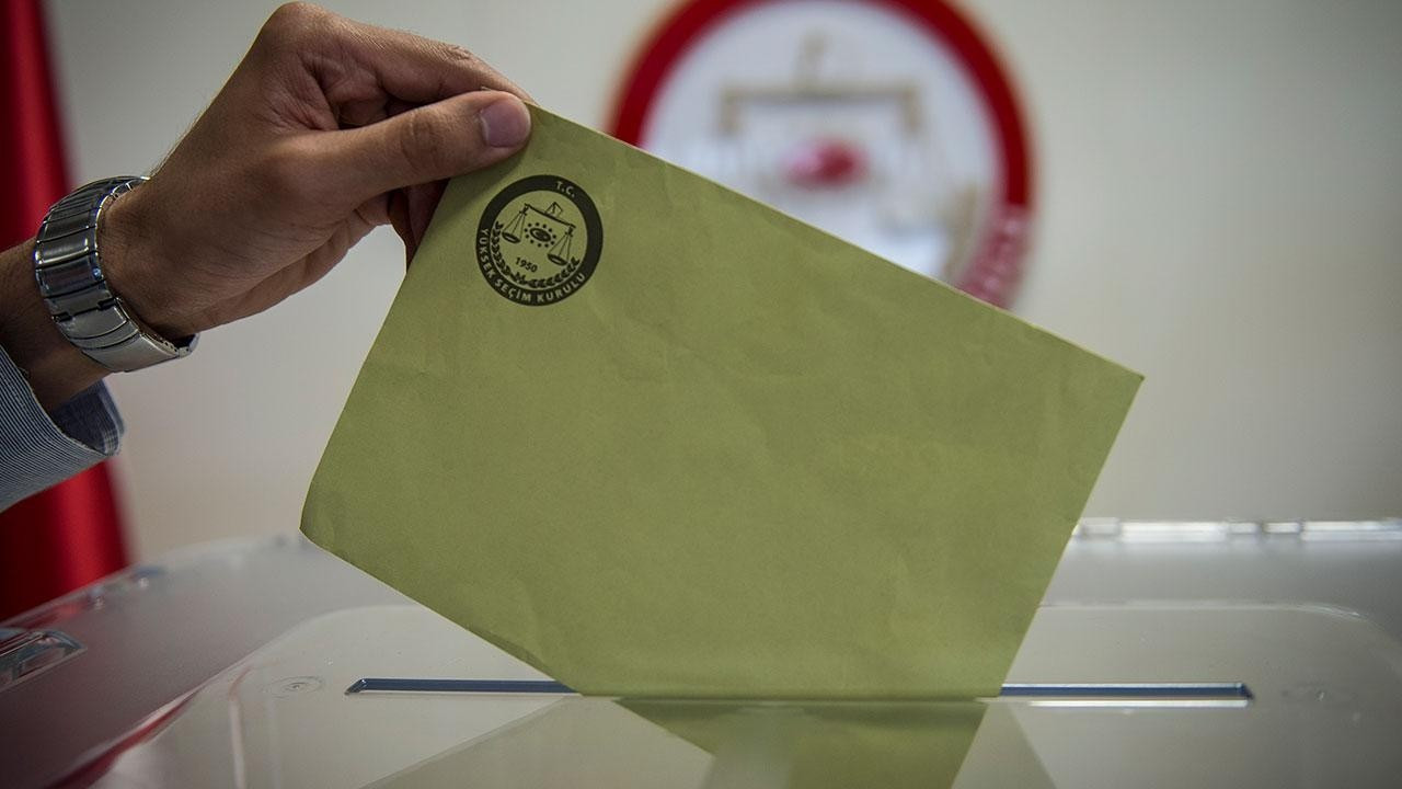 Ara seçimlerde AK Parti 4, MHP 1, CHP 1 belediye kazandı
