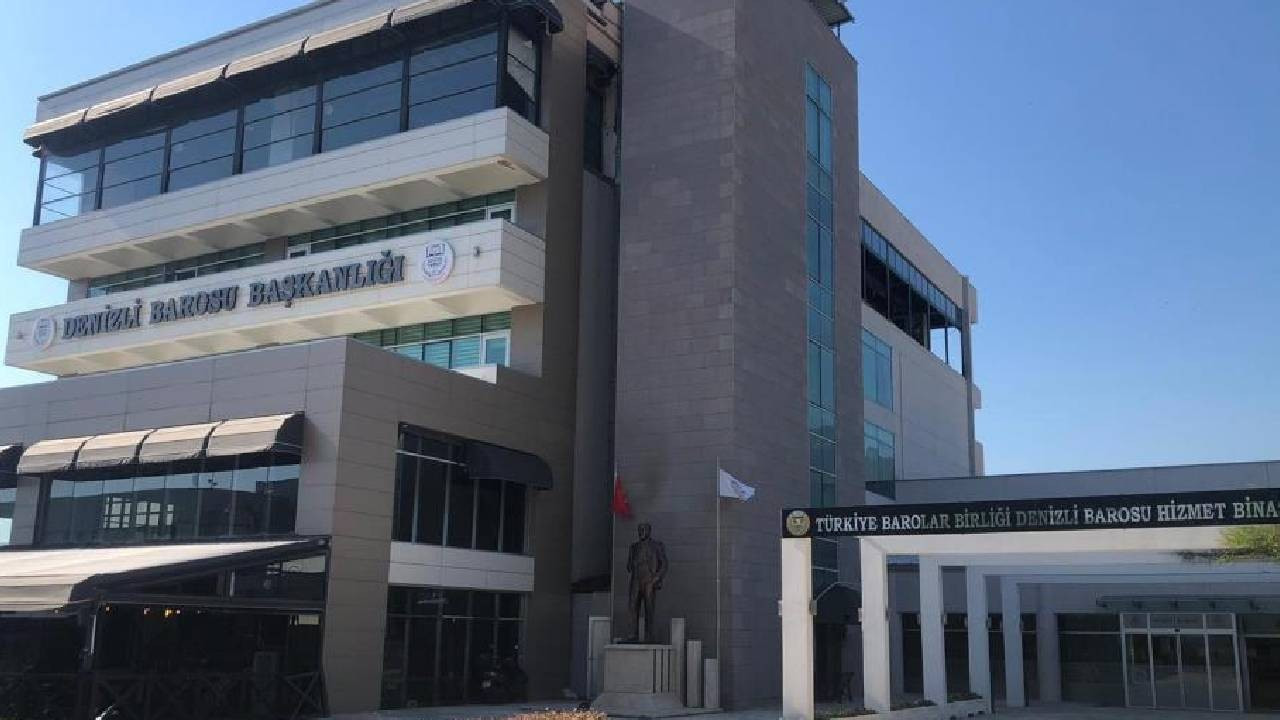 Denizli’de gözaltına alınan avukatlar serbest bırakıldı... Baro operasyonla ilgili açıklama yaptı