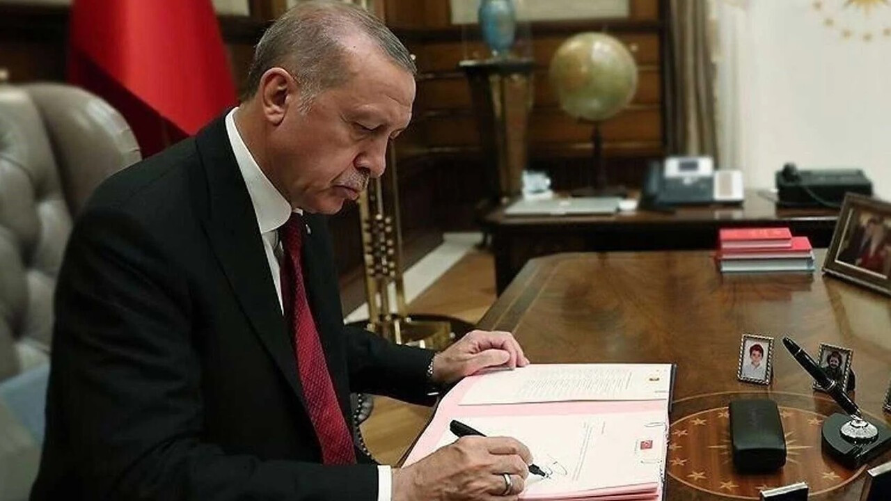 8 üniversiteye rektör ataması Resmi Gazete'de
