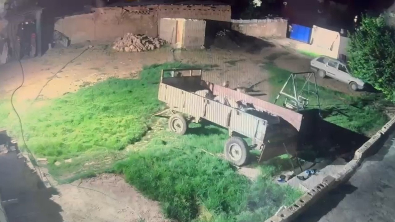 AK Partili meclis üyesinin evine düzenlenen silahlı saldırı kamerada (Video)