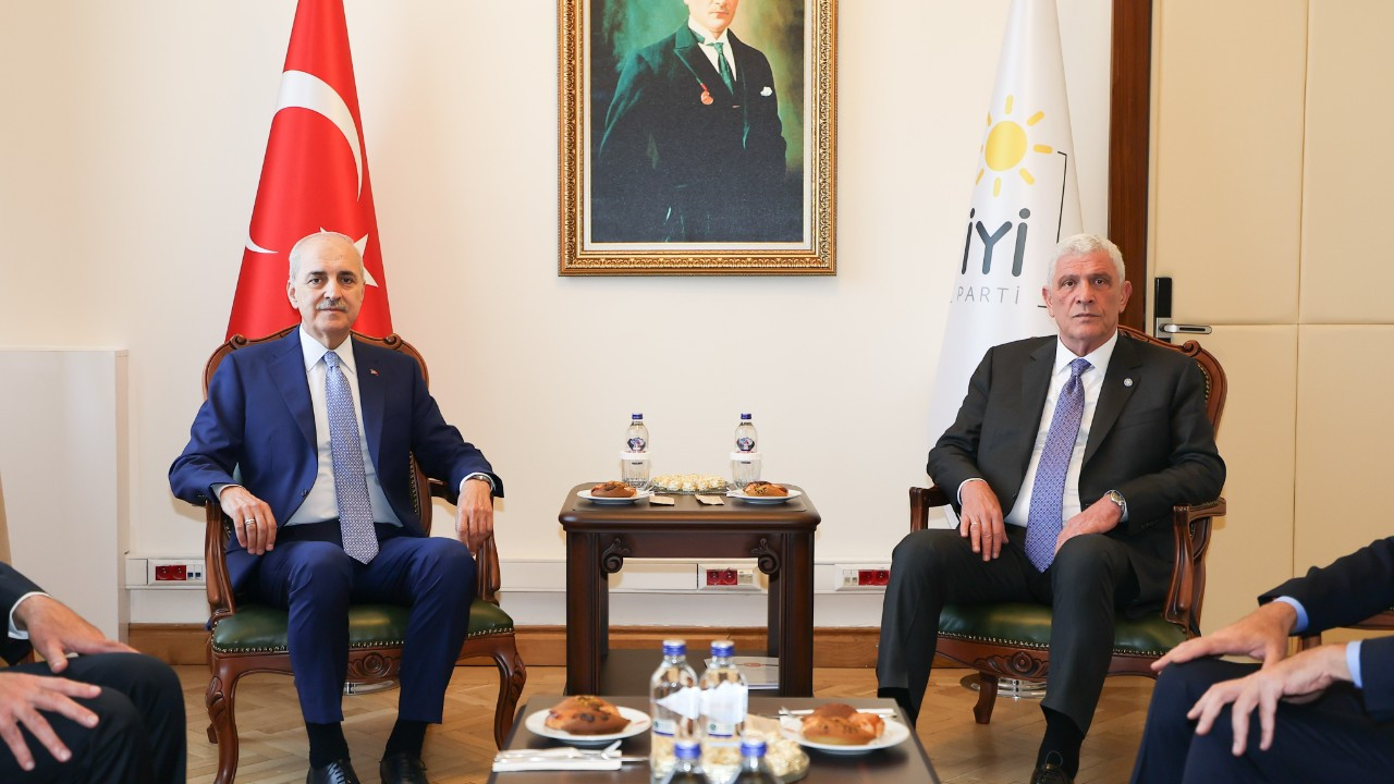 Meclis Başkanı Kurtulmuş, İYİ Parti'yi ziyaret etti
