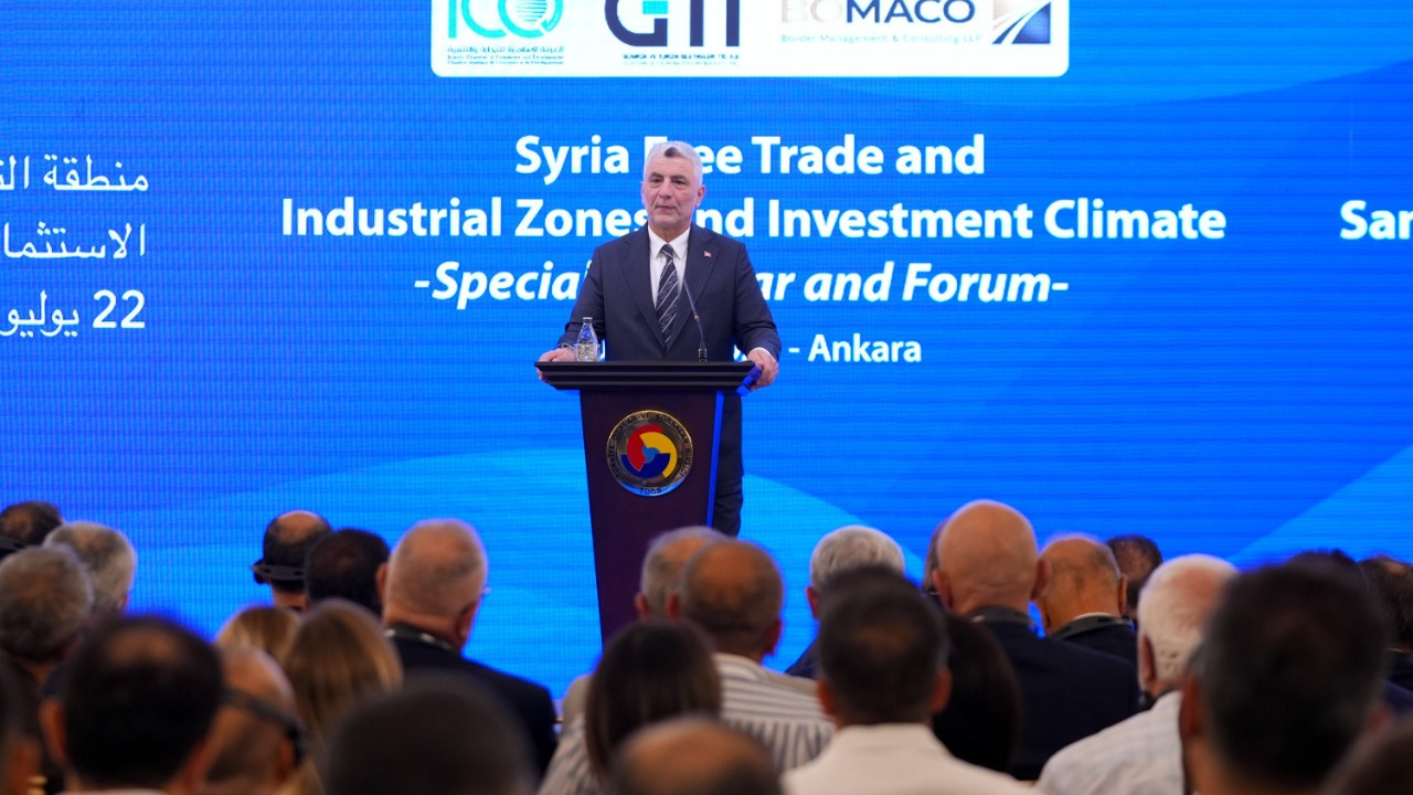 Bakan Bolat: Habur'da günlük araç giriş-çıkışı 2 bin 500'e yükseldi