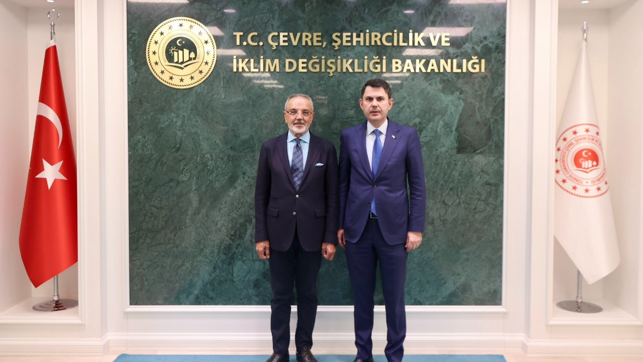 Bakan Kurum, DEM Parti Milletvekili Sırrı Sakık ile görüştü