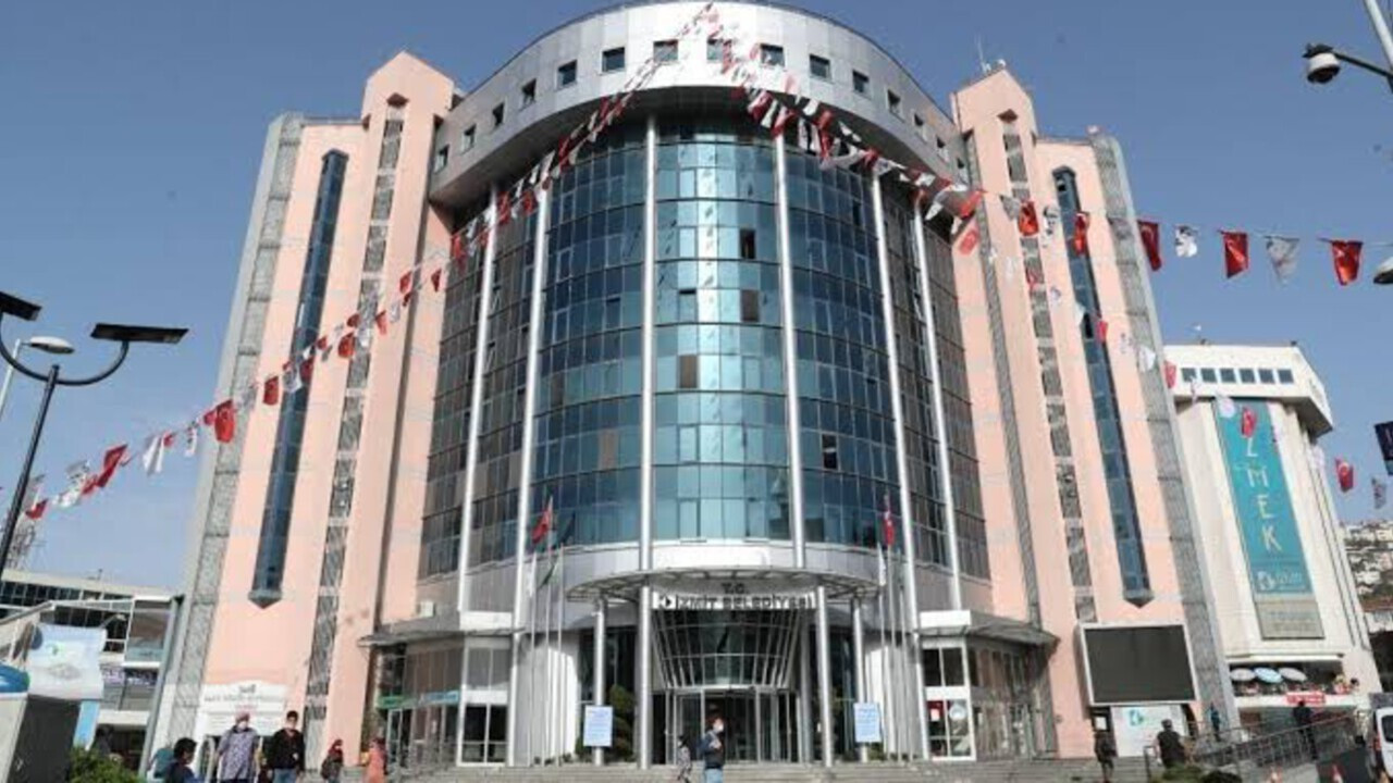 İzmit Belediyesi soruşturması: 21 şüpheliye tutuklama talebi
