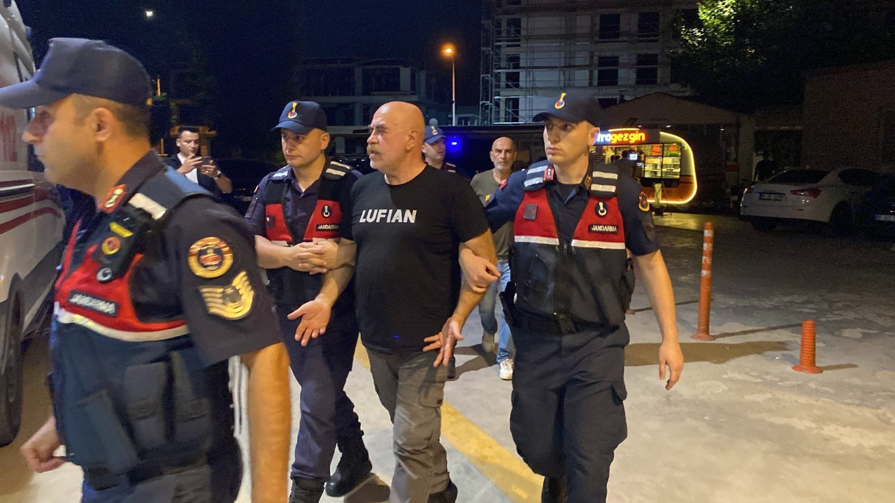 Ünlü yönetmen Ezel Akay ve kardeşi uyuşturucu operasyonunda gözaltına alındı