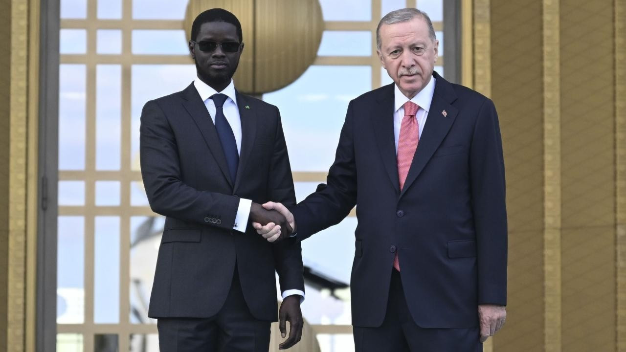 Erdoğan, Senegal Cumhurbaşkanı Faye ile görüştü