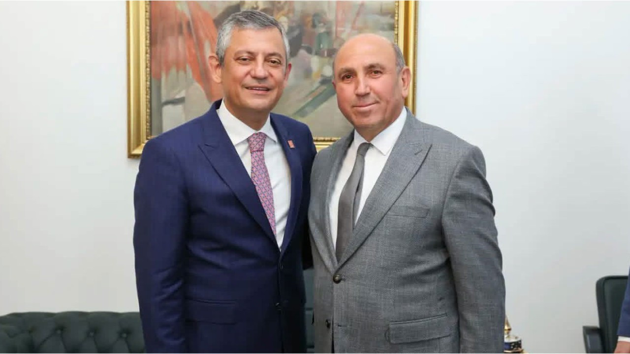 CHP'den istifalar: Sarıgöl Belediye Başkanı Akdeniz YENİ Parti'ye geçiyor