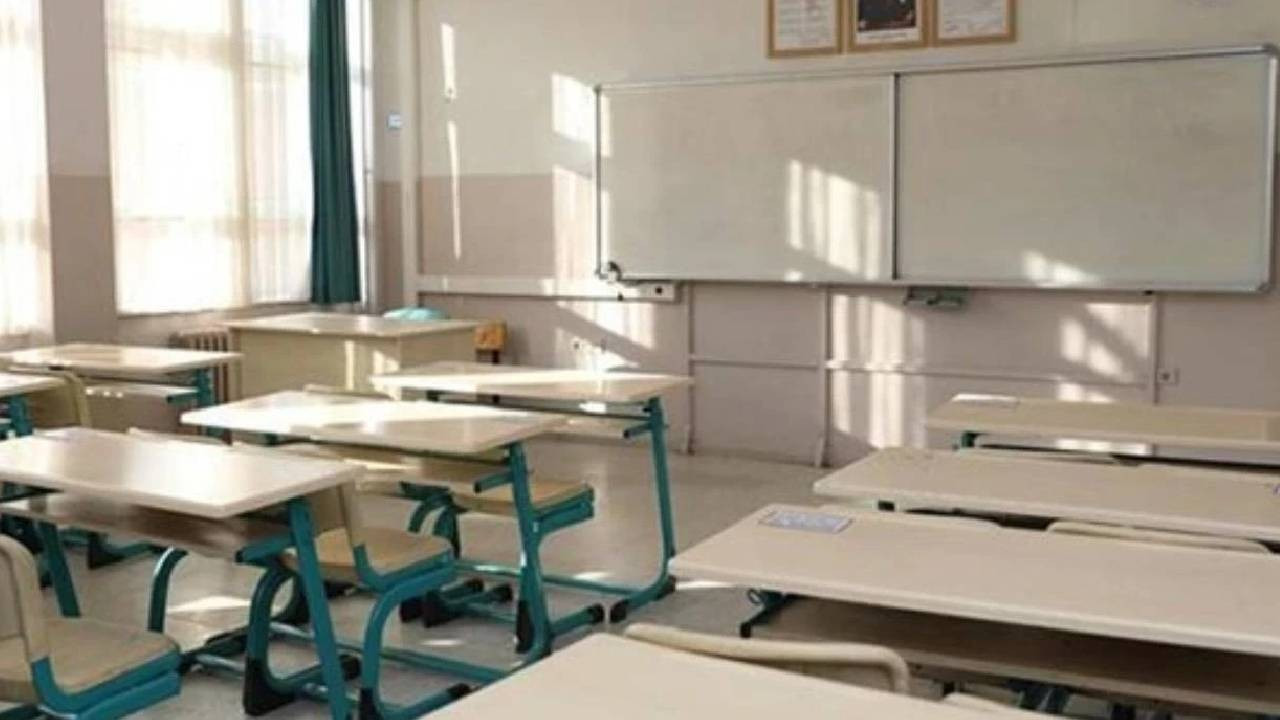 İstanbul'da okullarda mescit kararı! Valilikten 39 ilçe kaymakamlığına yazı