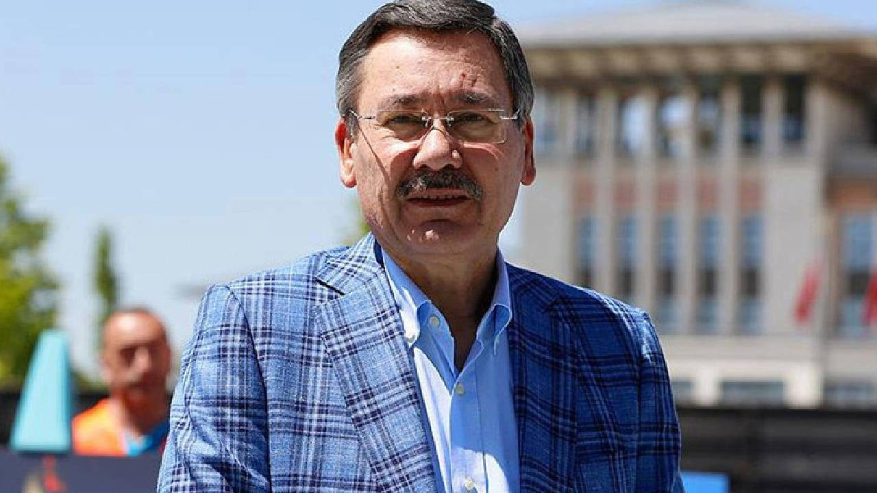 Bağış polemiği: YENİ Parti, Melih Gökçek'in 1 lira 3 kuruşluk bağışını iade etti