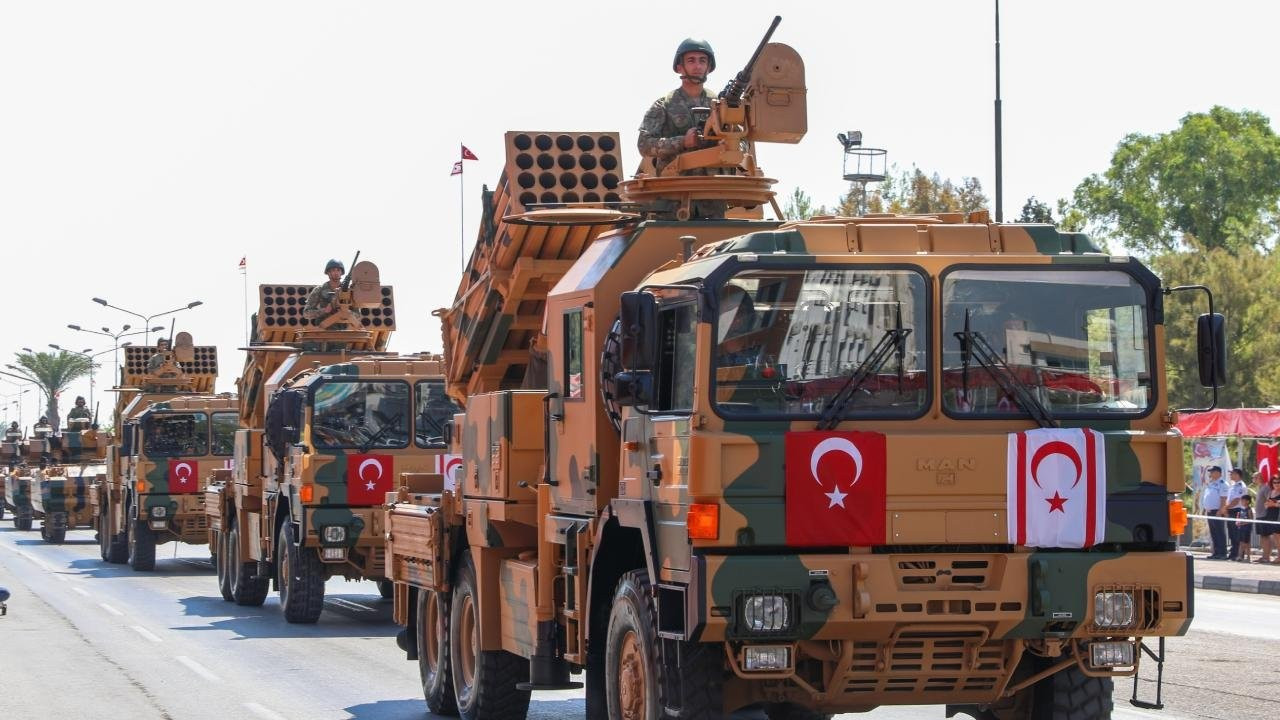 Bakan Güler duyurdu: Kıbrıs'a ilişkin askeri hazırlık durumu güncelleniyor