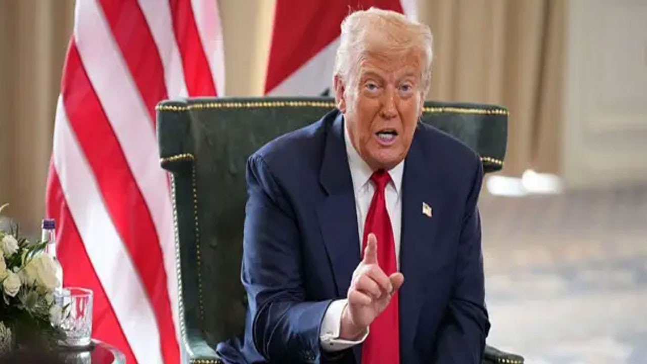 Trump: Hürmüz Boğazı tamamen bizim kontrolümüzde, İran'a hiçbir şey geçemez