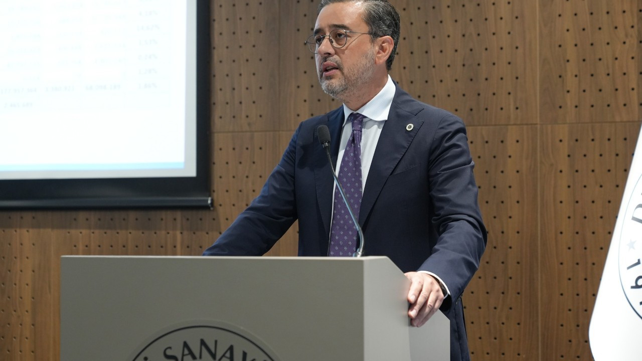 Selim Kasapoğlu: "Erken sanayisizleşme riskine karşı üretimi koruyacak adımlar şart"