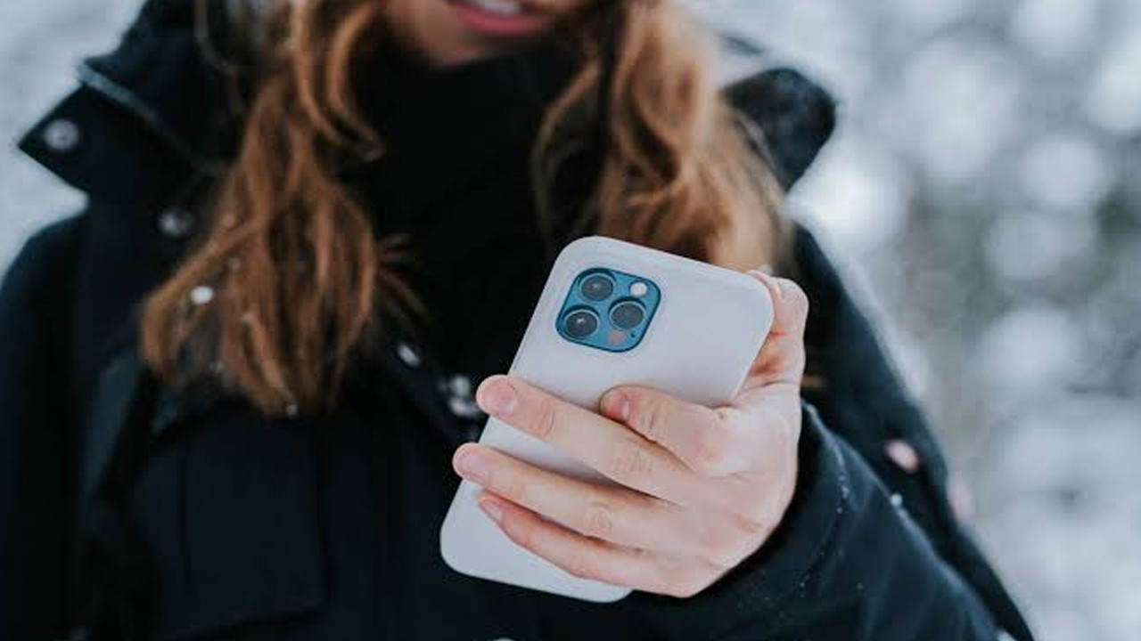 TikTok’ta gördü, akıllı telefonları bozuldu: Trend akımı yapan bin pişman oluyor