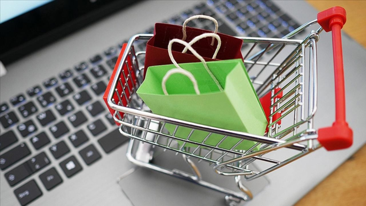 Türkiye'de internet alışverişi 10 yılda üçe katlandı