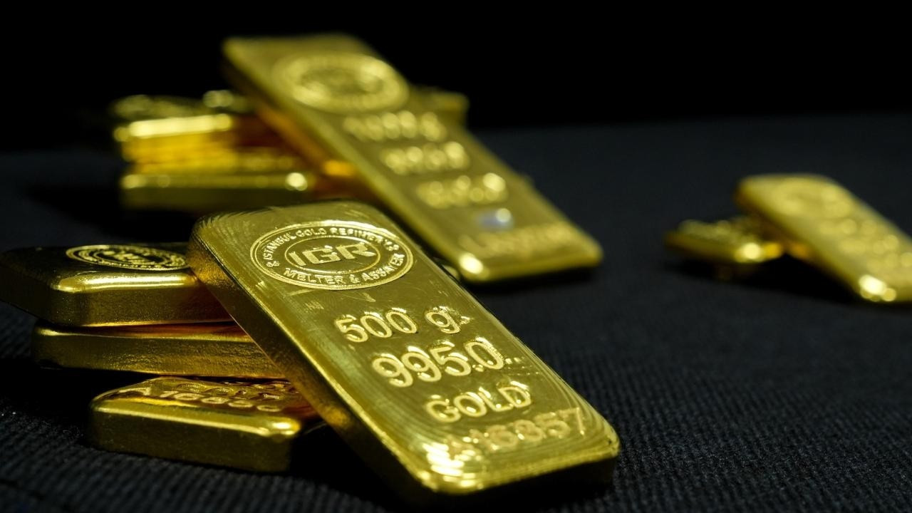 Altında diplomatik atak