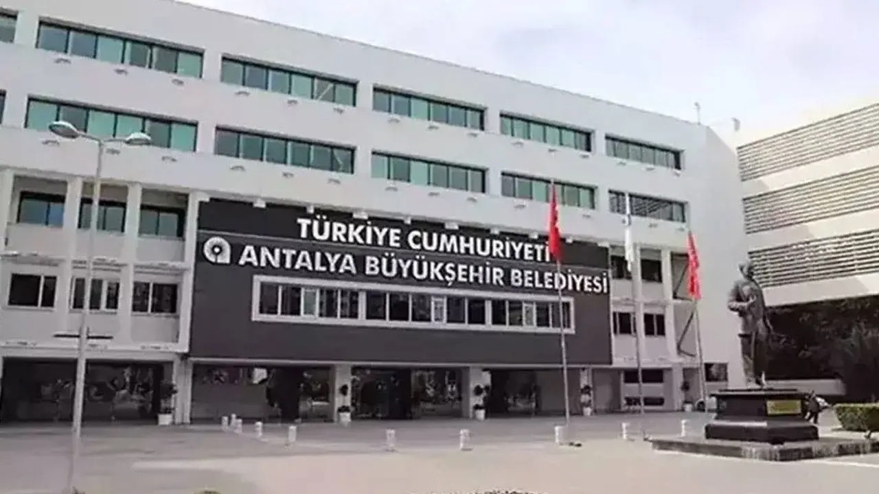 Antalya Büyükşehir Belediyesi soruşturması: 2 kişi serbest bırakıldı