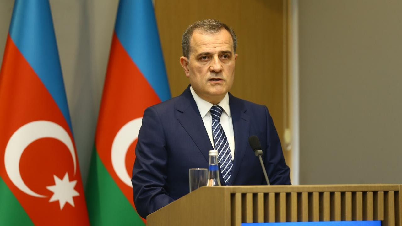 Azerbaycan Dışişleri Bakanı Bayramov: Ukrayna’ya doğal gaz tedarik etmeye hazırız