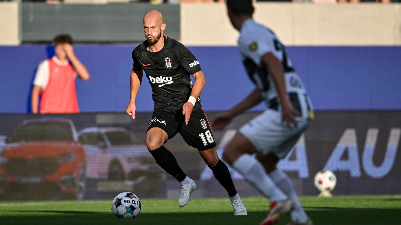 Beşiktaş Çekya’da kazandı: Tur kapısını araladı