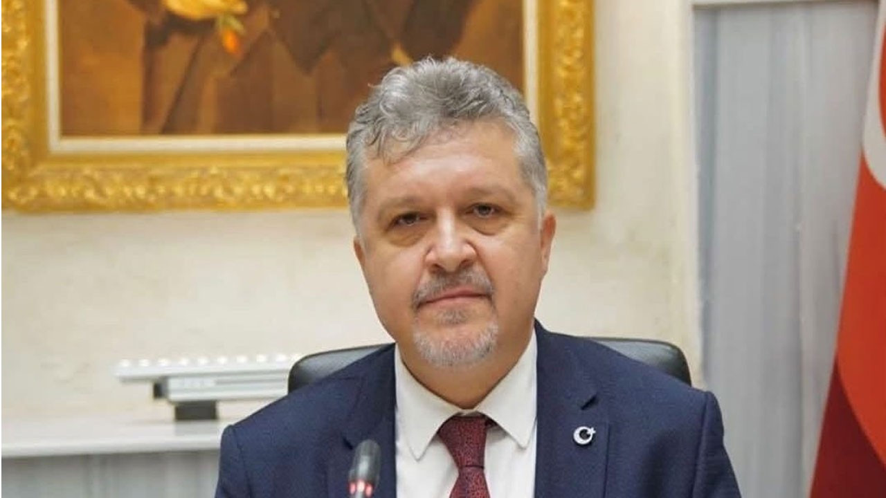 Bir CHP’li belediye başkanı daha istifa etti