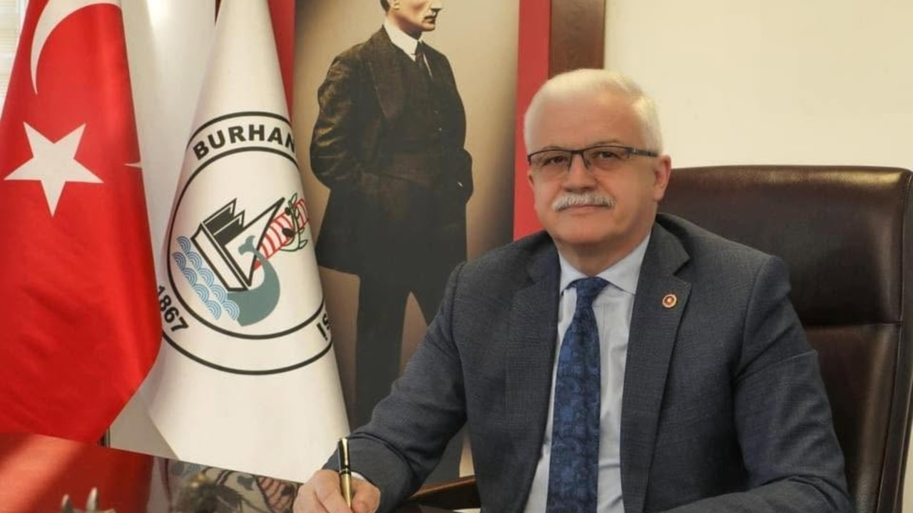 Burhaniye Belediye Başkanı Ali Kemal Deveciler Yeni Parti'ye katıldı