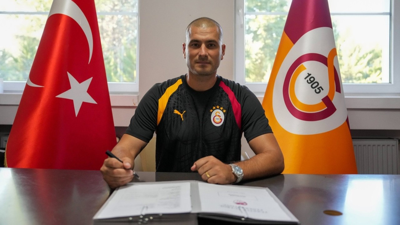 Eren Derdiyok yeniden Galatasaray'da