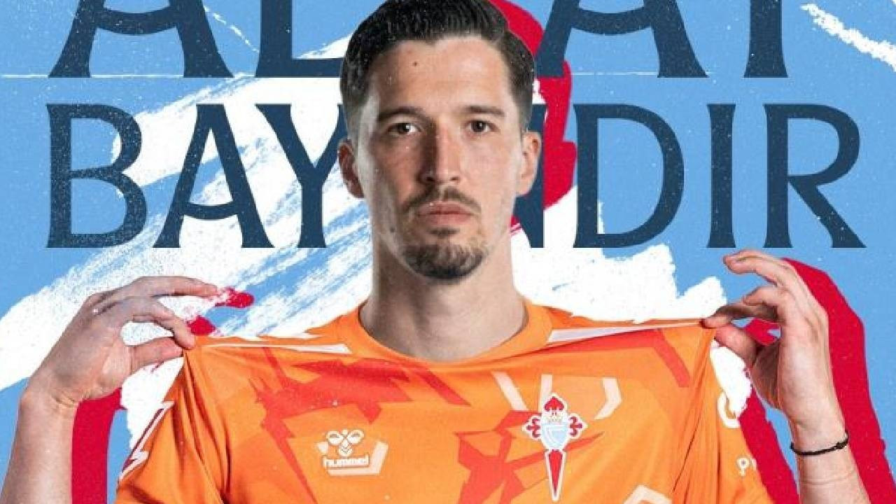 Milli kaleci Altay Bayındır, Manchester United'dan Celta Vigo'ya kiralandı