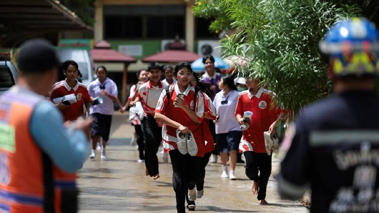 Tayland'da okulda silahlı saldırı: 14 yaşındaki öğrenci 6 kişiyi öldürdü, 15 kişi yaralandı
