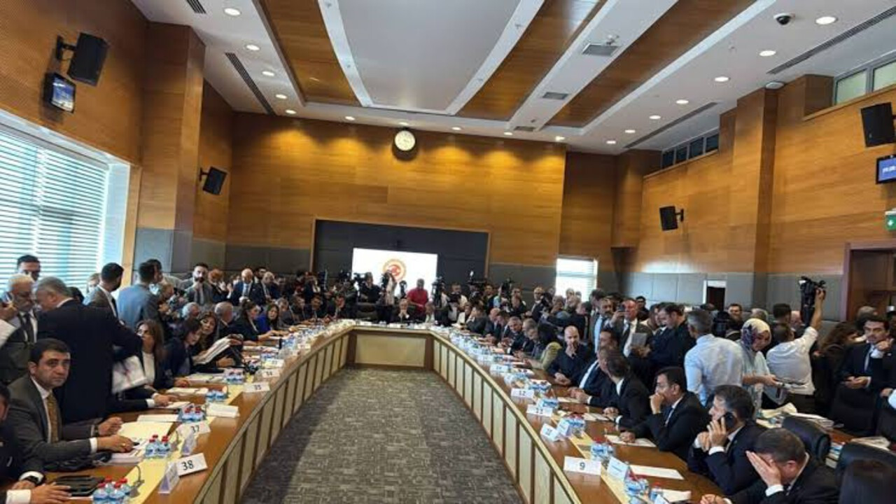 TBMM Adalet Komisyonu, Terörsüz Türkiye teklifi için toplandı