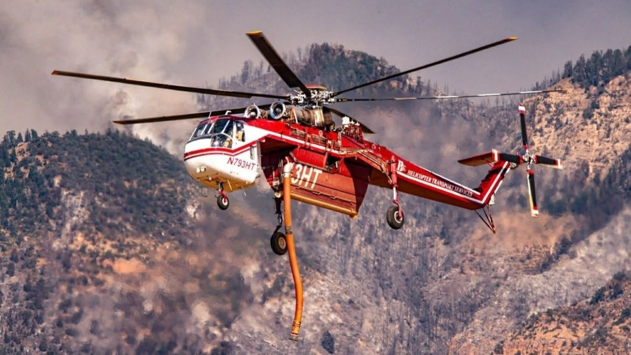 ABD'de yangın söndürme helikopteri düştü: 2 kayıp