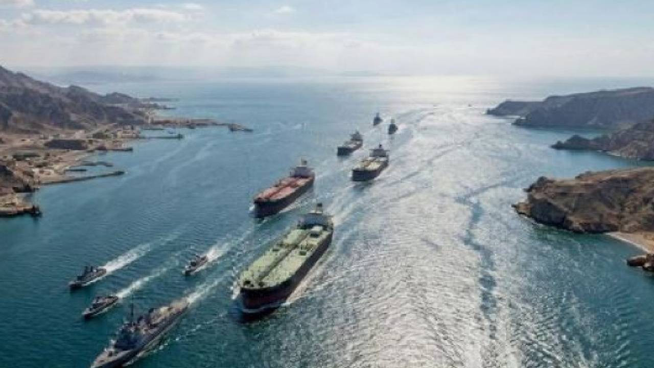 İran Devrim Muhafızları Ordusu: Hürmüz'ün açılması ABD'nin İran'ın şartlarını kabul etmesine bağlı