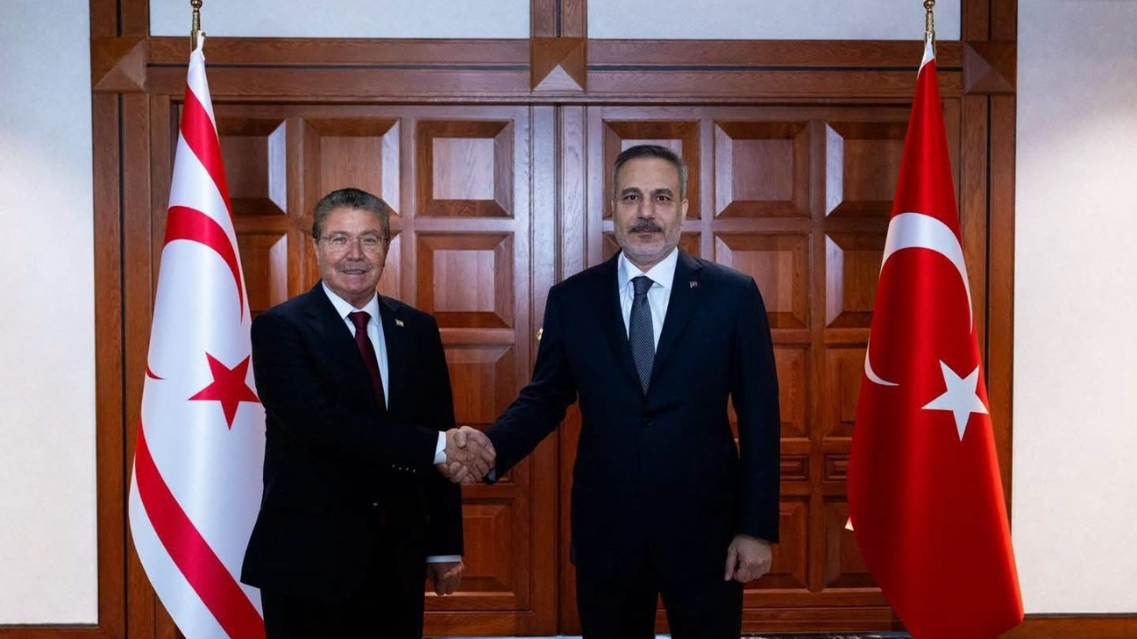 KKTC Başbakanı Üstel’den Bakan Fidan’a Kıbrıs açıklaması teşekkürü