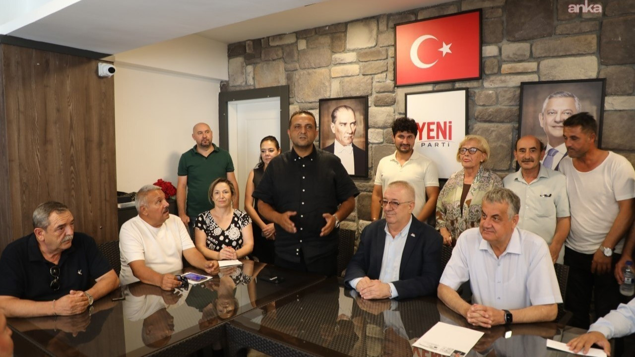 Edremit Belediye Başkanı Mehmet Ertaş YENİ Parti'ye geçti