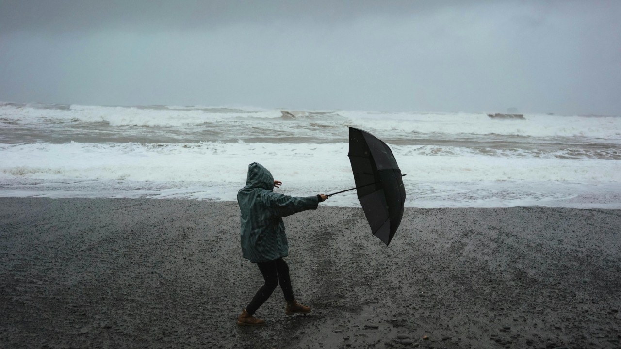 Meteoroloji'den kuvvetli yağış ve rüzgar uyarısı! İşte il il hava durumu tahminleri...