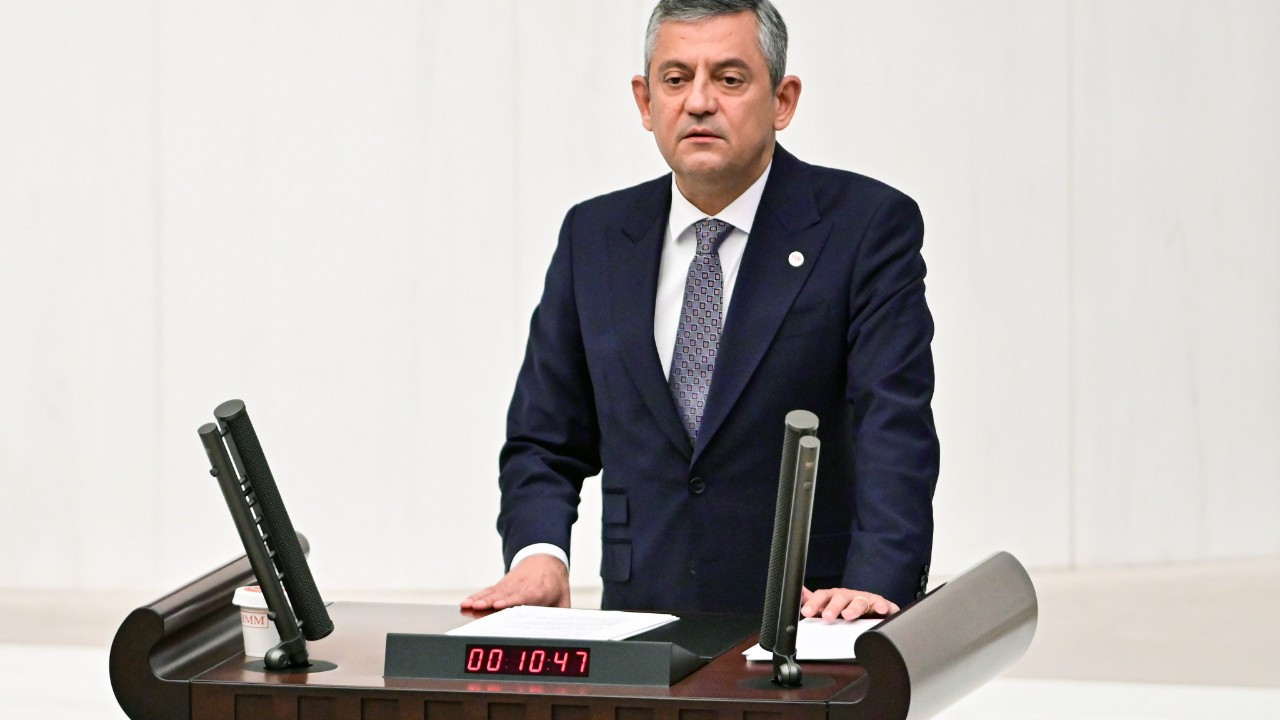 Özgür Özel'den "çerçeve yasa" kararı: Ben ve yönetici arkadaşlarım "evet" diyeceğiz