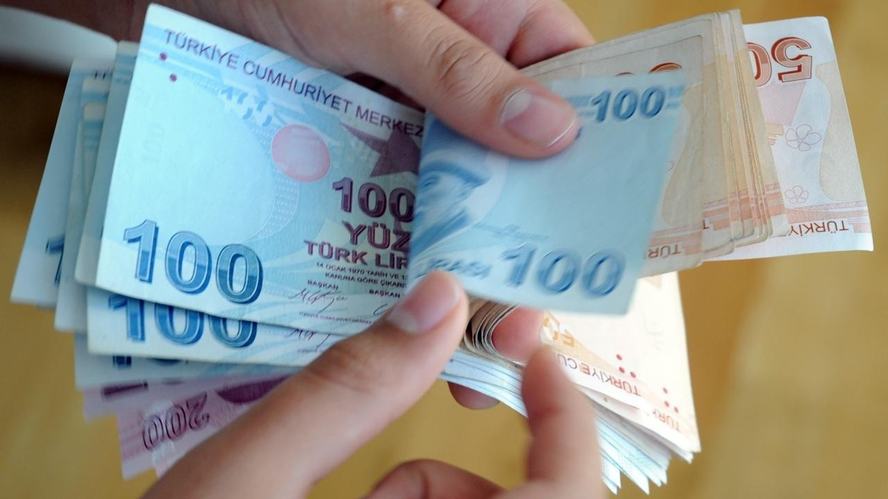 Yakın izlemedeki kredilerde yapılandırma 4 yılın zirvesinde