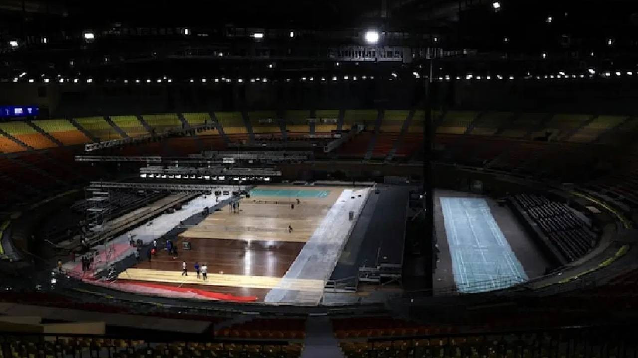 Badminton Dünya Şampiyonası’nda bir ilk: Maymunları kovalamak için ‘langur yaklitçileri’ görevde