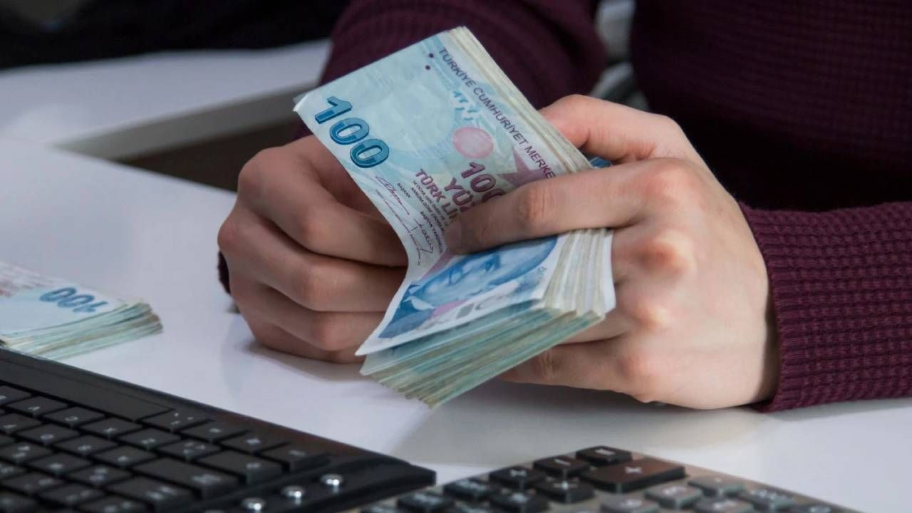 Mevduatta faiz yarışı kızıştı: 1 milyon TL’yi bankaya koyan ne kadar kazanıyor? - Sayfa 8