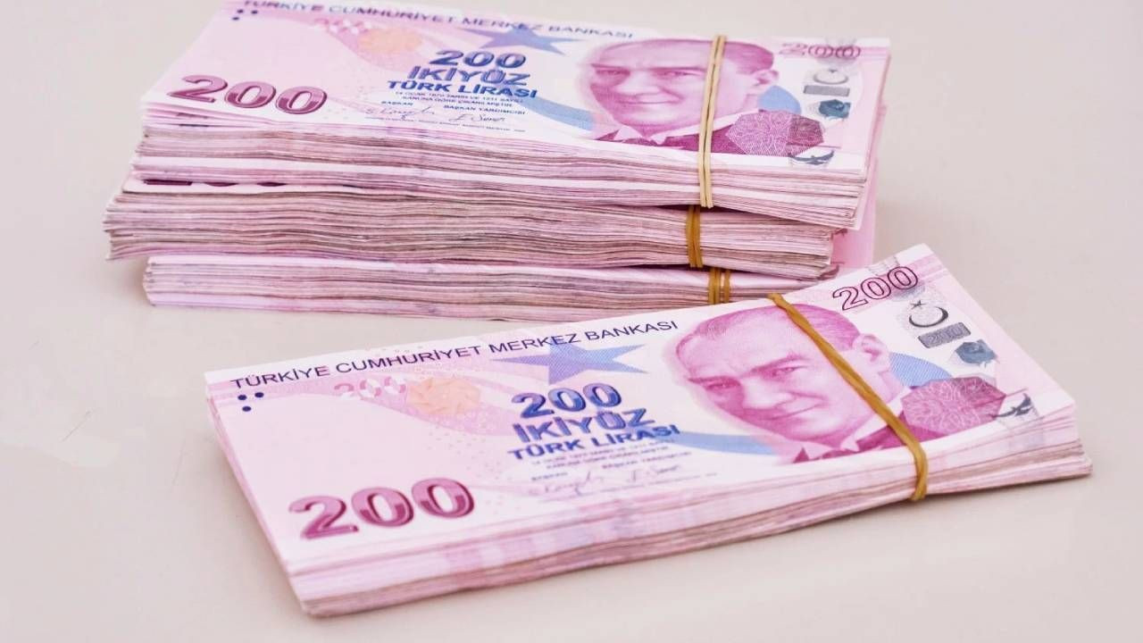 Mevduatta faiz yarışı kızıştı: 1 milyon TL’yi bankaya koyan ne kadar kazanıyor? - Sayfa 9