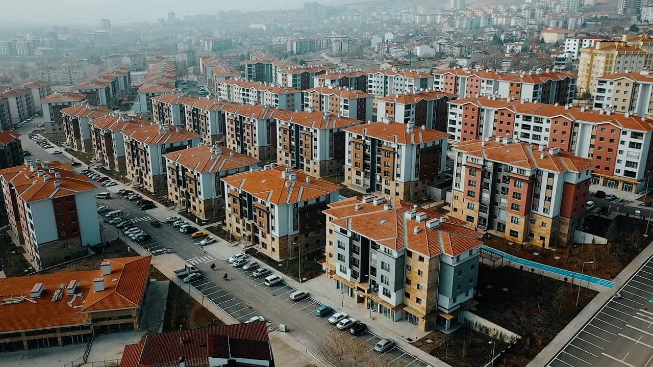 SGK 150’den fazla taşınmazı satışa çıkardı: İşte ev, arsa ve dükkanların fiyatları