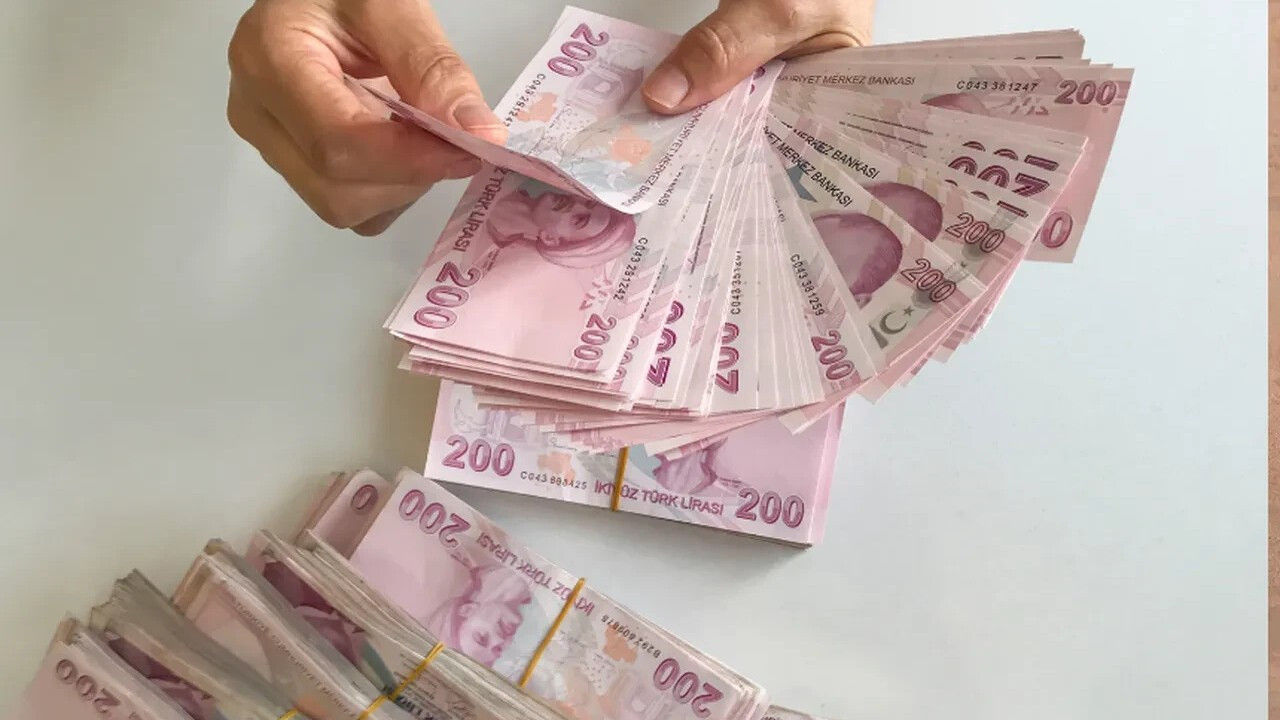 Bankalar faizsiz kredi limitlerini artırdı: Peki hangi banka ne kadar faizsiz kredi veriyor?