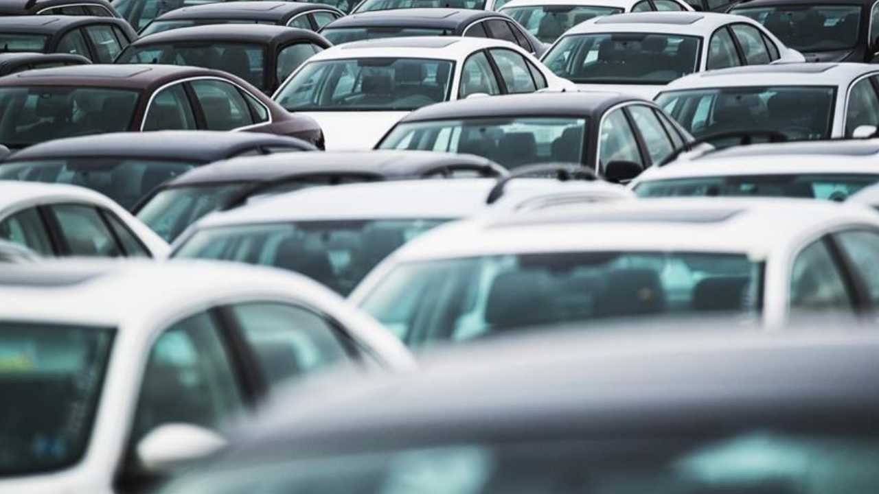 Yıllar geçse bile pişman etmiyorlar! İşte gözünüzü arkada bırakmayacak 10 otomobil