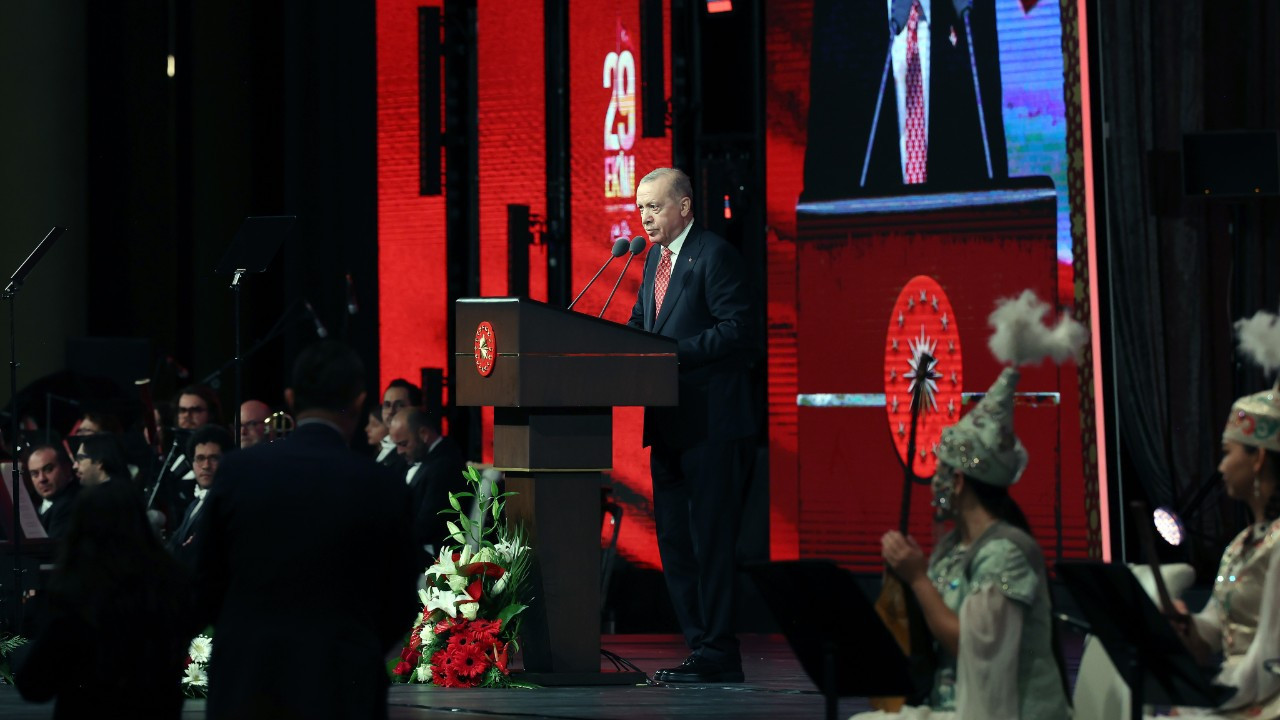 Cumhurbaşkanı Erdoğan: Önümüzdeki dönemi Türk asrı yapmak için mücadele edeceğiz