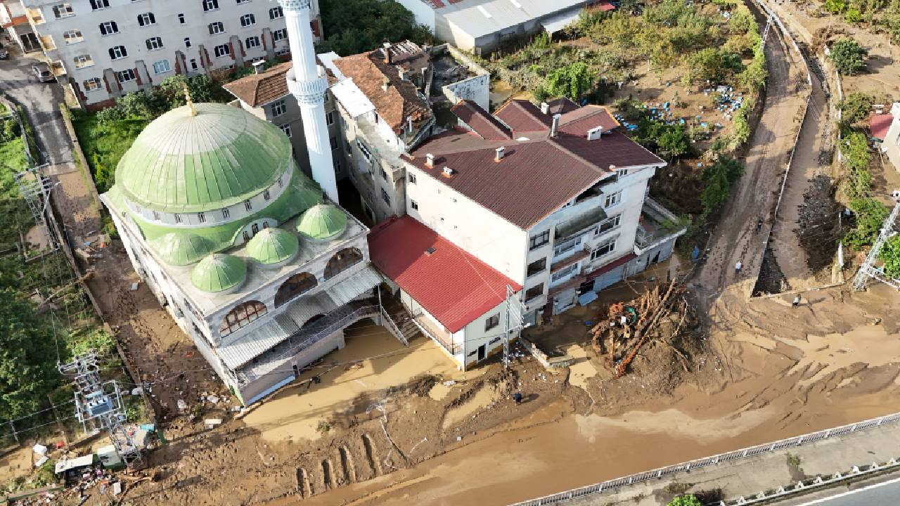 Karadeniz için korkutan uyarı: "Dağın arkasında yeni bir kütle var, kayabilir" - Sayfa 6